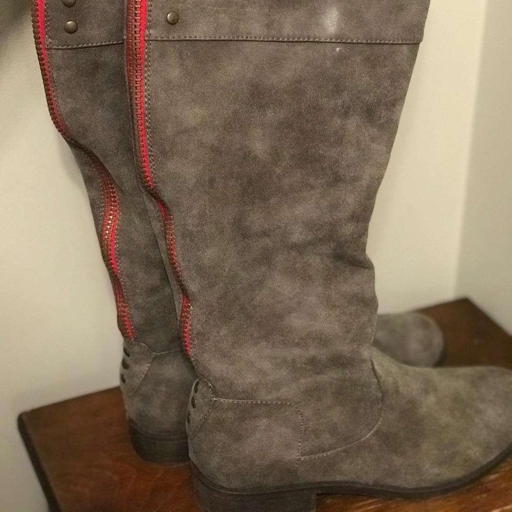 Madden Girl Boots Size 10